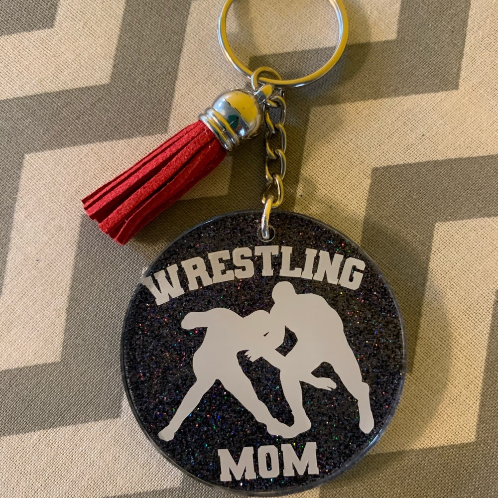 Wrestling Mom Keychain 🤼‍♂️